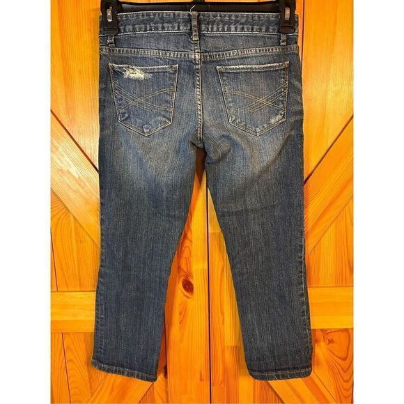 Aeropostale Capri Jeans Womens Size 1/2 Distressed (4406) - Picture 4 of 7